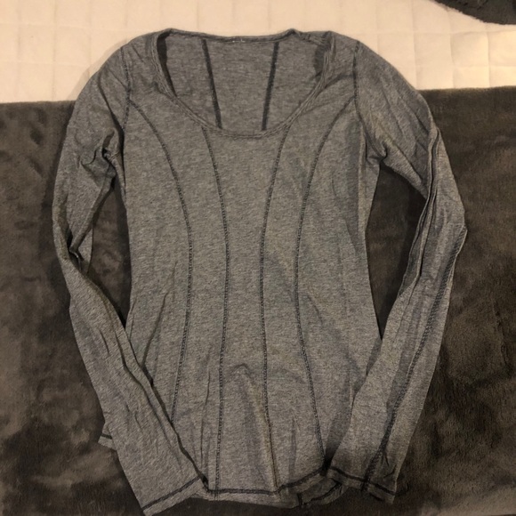 Lululemon long sleeve - Picture 1 of 2